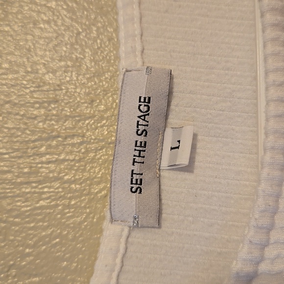 Set The Stage Women's Top Large - Picture 2 of 5